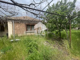 Обява Продава КЪЩА,с. Метличина, област Варна