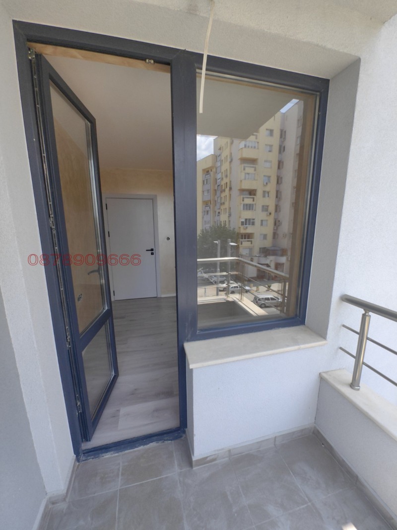 Продава  2-стаен град Плевен , Широк център , 58 кв.м | 96645579
