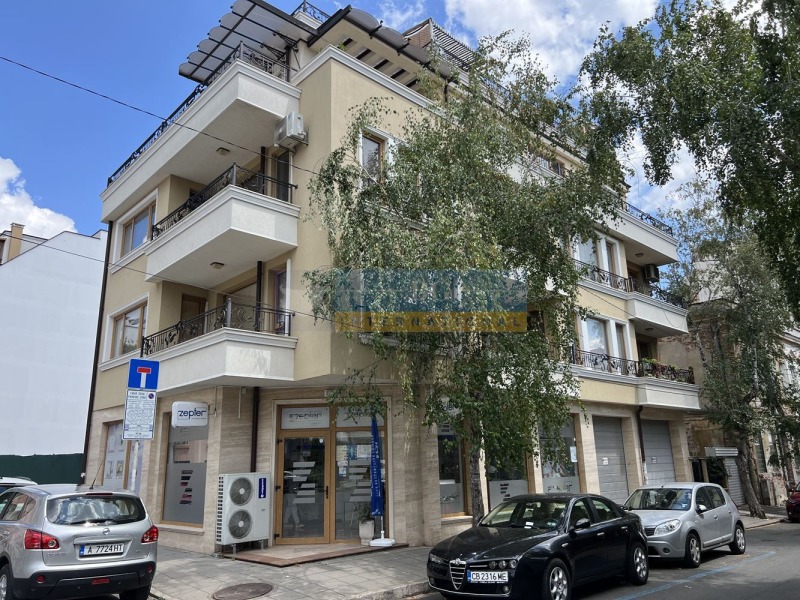 Продава  2 slaapkamers Burgas , Tsentar , 140 кв.м | 14333945 - изображение [2]