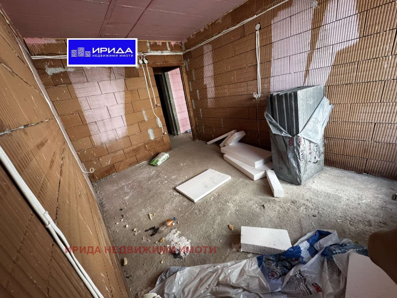 Myytävänä  2 makuuhuonetta Sofia , Krasna poljana 2 , 103 neliömetriä | 51675075 - kuva [3]