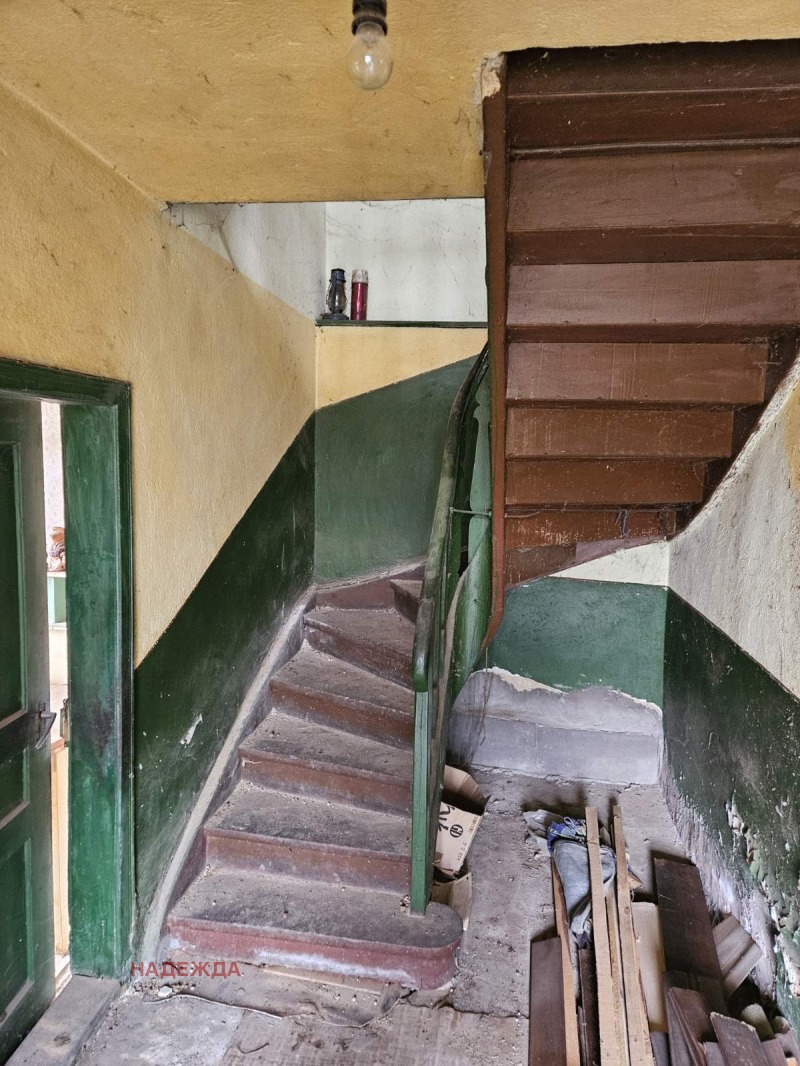 Продава КЪЩА, с. Врабево, област Ловеч, снимка 2 - Къщи - 52601858