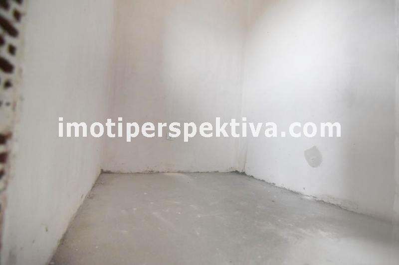 En venta  1 dormitorio Plovdiv , Jristo Smirnenski , 97 metros cuadrados | 20100024 - imagen [9]