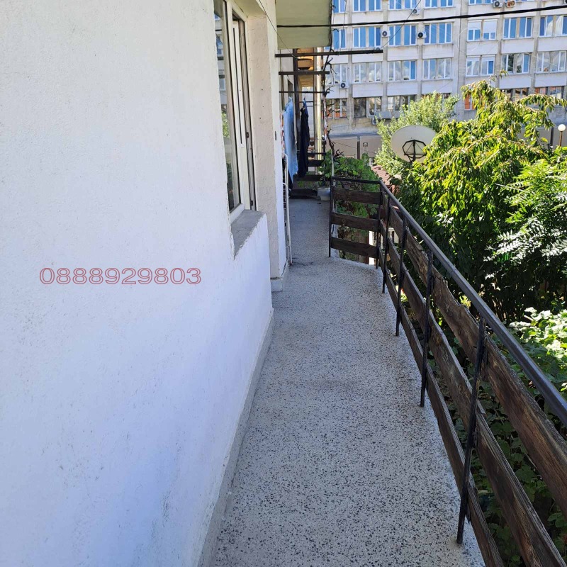 Продава ЕТАЖ ОТ КЪЩА, гр. Кюстендил, Център, снимка 15 - Етаж от къща - 52784131