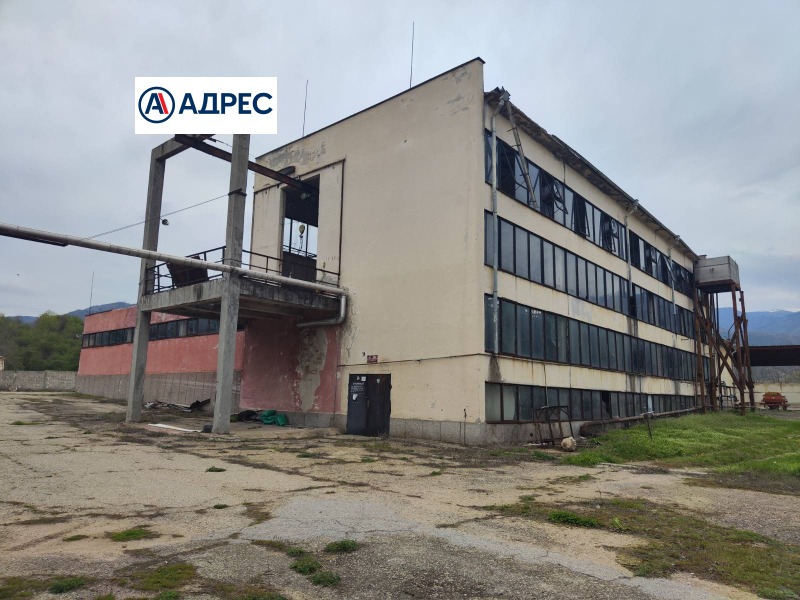 For Sale  Industrial building region Plovdiv , Hristo Danovo , 10804 sq.m | 99634359