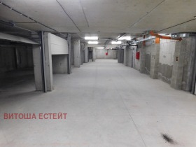 Паркомясто град София, Манастирски ливади