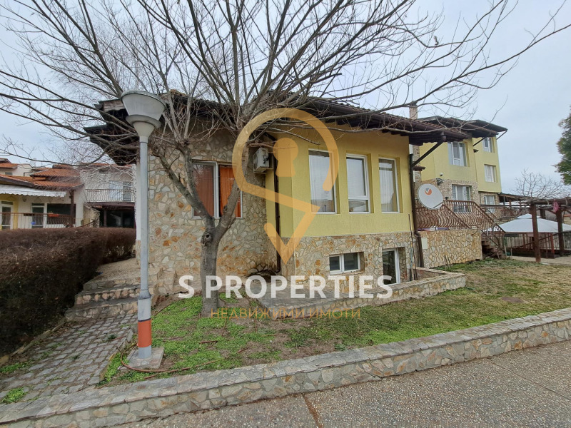 Продава  Къща област Добрич , с. Рогачево , 90 кв.м | 92407899