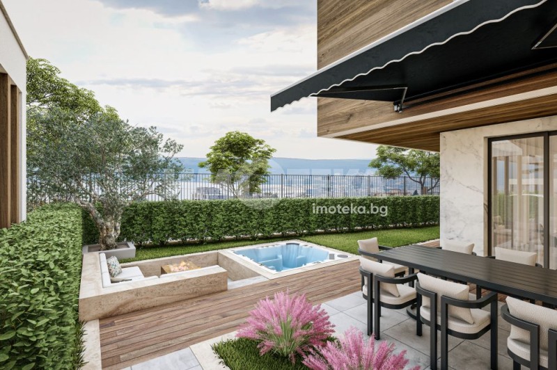 Продава КЪЩА, гр. Варна, Бриз, снимка 2 - Къщи - 51163534