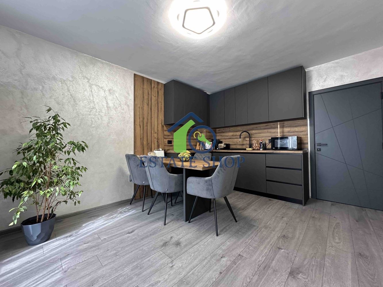 Продава 3-СТАЕН, гр. Пловдив, Кючук Париж, снимка 2 - Апартаменти - 54051363