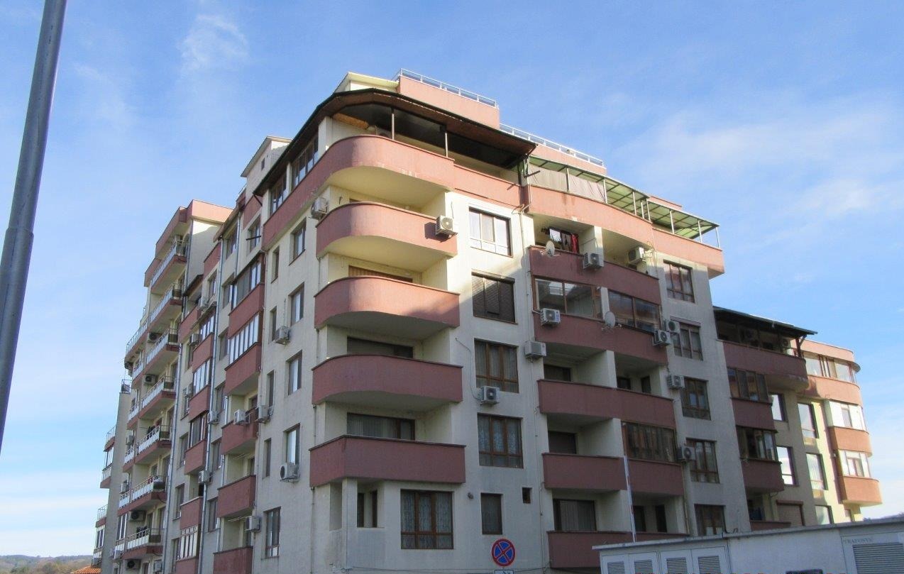 Продава 4-СТАЕН, гр. Велико Търново, Център