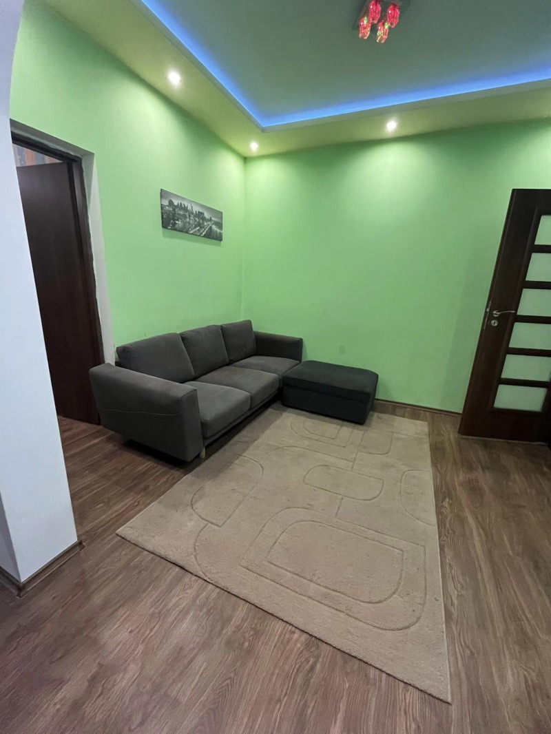 Продава  2-стаен град Перник , Мошино , 68 кв.м | 68521507 - изображение [3]