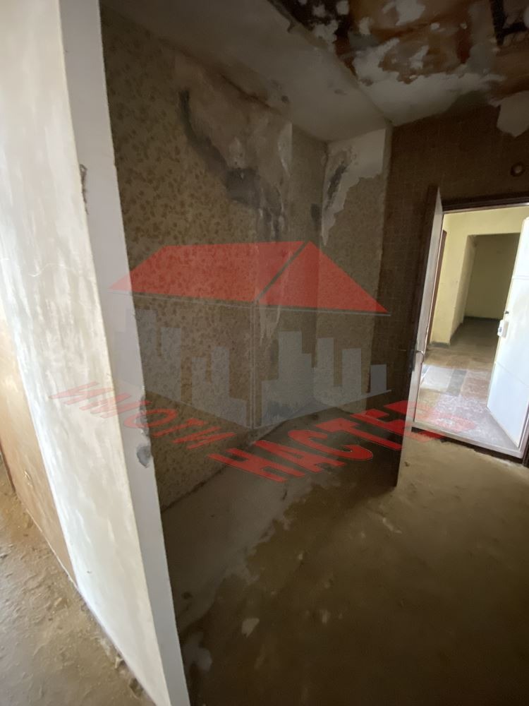 Продава 2-СТАЕН, гр. Шумен, 5-ти полк, снимка 8 - Апартаменти - 56597852