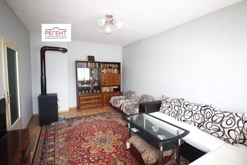 En venta  2 dormitorios Gabrovo , Mladost , 80 metros cuadrados | 25860570 - imagen [2]