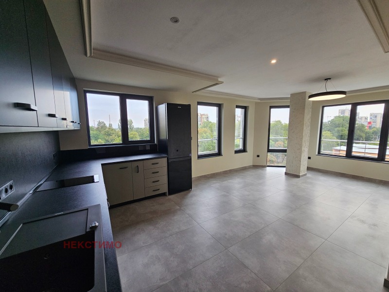 Продава 4-СТАЕН, гр. Пловдив, Кършияка, снимка 2 - Апартаменти - 52663426