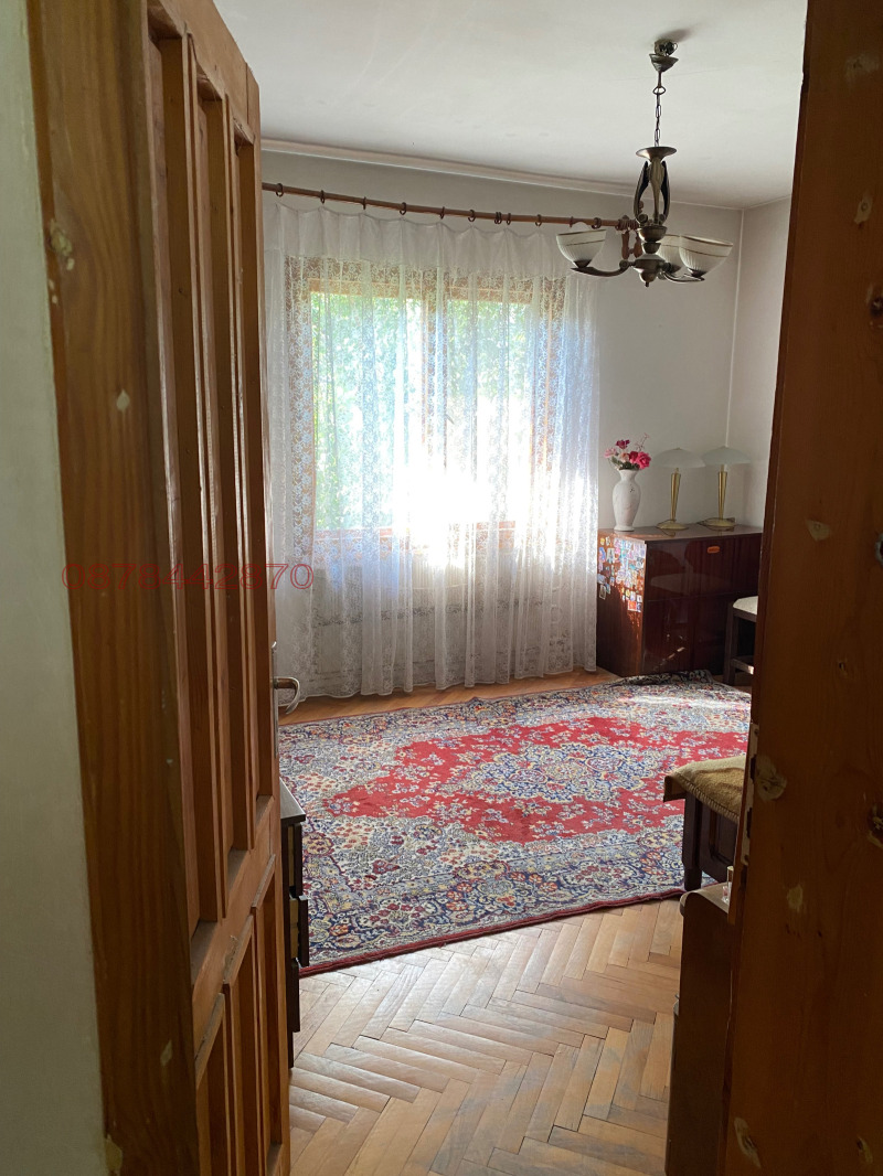 Продава КЪЩА, гр. Хасково, Червена стена, снимка 4 - Къщи - 48128832