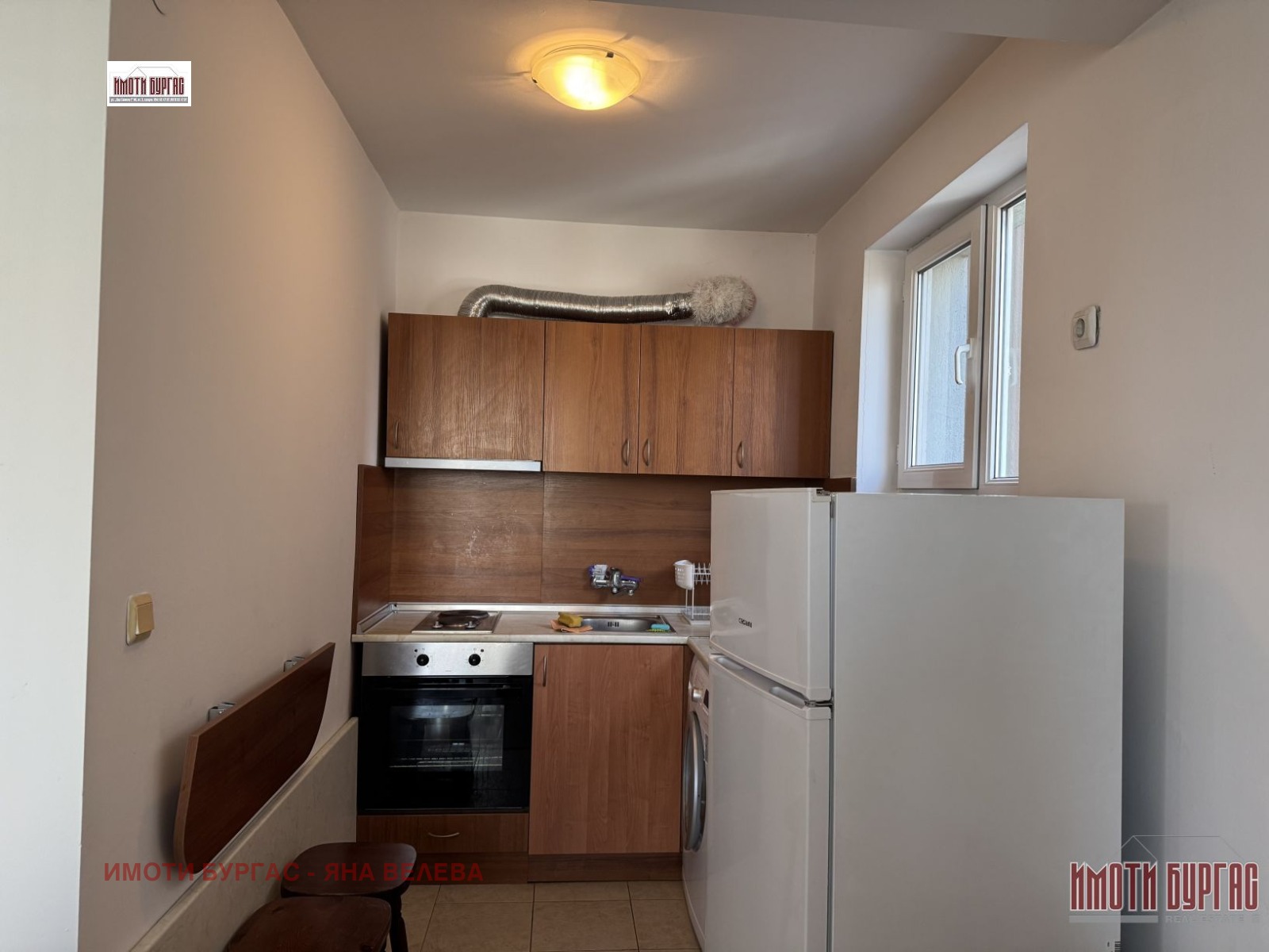 Продава 2-СТАЕН, гр. Бургас, област Бургас, снимка 3 - Апартаменти - 53862449