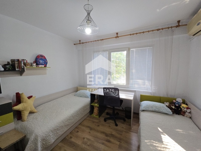 Продава 4-СТАЕН, гр. Русе, Дружба 1, снимка 9 - Апартаменти - 56029491