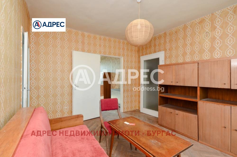 Продава МНОГОСТАЕН, гр. Бургас, Възраждане, снимка 4 - Апартаменти - 53794068