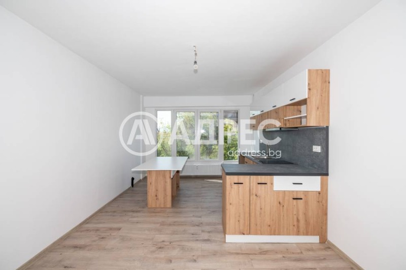 Til salgs  1 soverom Plovdiv , Karsjijaka , 46 kvm | 16788096 - bilde [6]