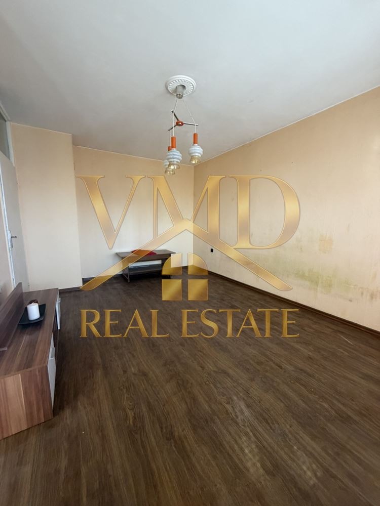 Продава 2-СТАЕН, гр. Пловдив, Кършияка, снимка 2 - Апартаменти - 56205275