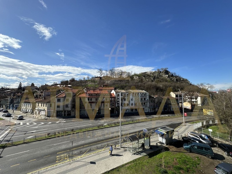 Продава  3-стаен град Пловдив , Център , 115 кв.м | 15660950 - изображение [2]