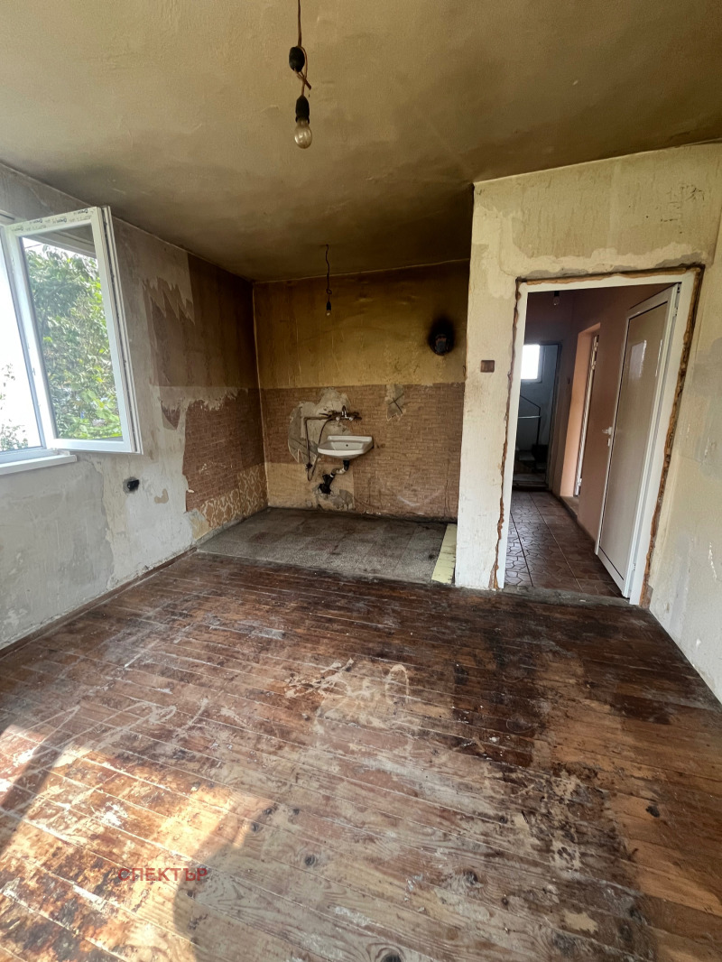 Продава  Къща град Перник , Ралица , 180 кв.м | 29287578 - изображение [5]