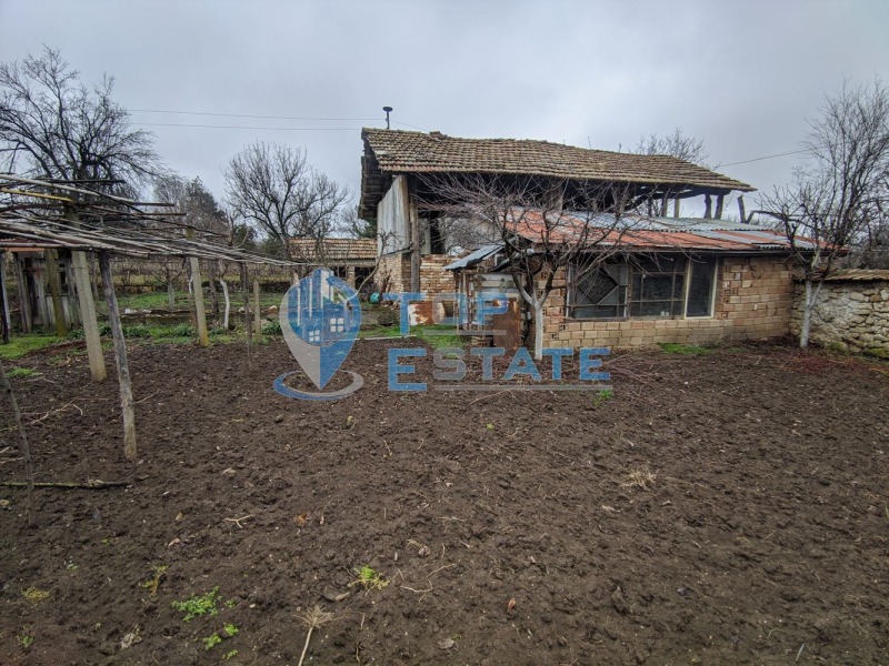 Продава КЪЩА, с. Мусина, област Велико Търново, снимка 14 - Къщи - 52693475