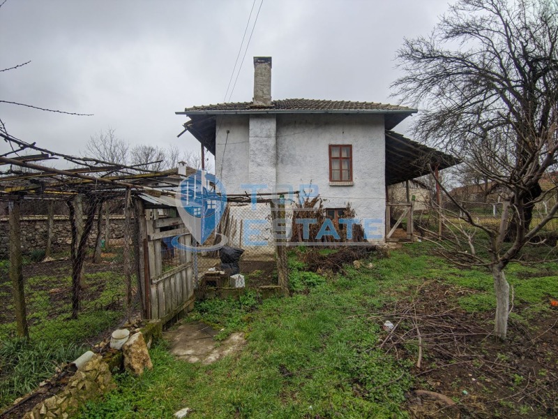 Продава КЪЩА, с. Мусина, област Велико Търново, снимка 10 - Къщи - 52693475