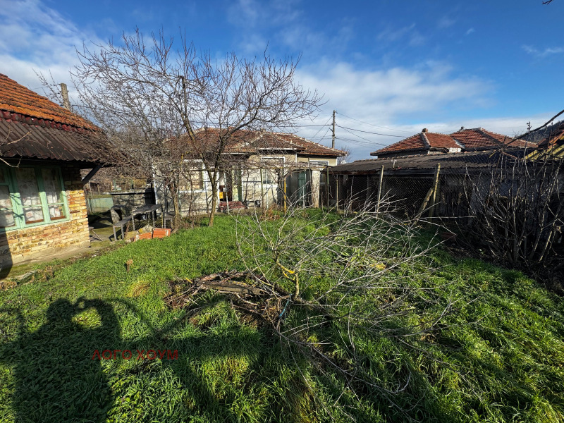 Продава КЪЩА, с. Разделна, област Варна, снимка 5 - Къщи - 53439284