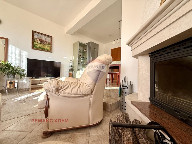 Продава КЪЩА, с. Оброчище, област Добрич, снимка 3 - Къщи - 53515756