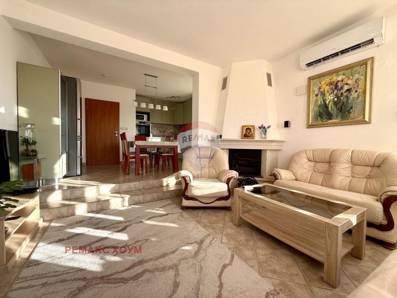 Продава КЪЩА, с. Оброчище, област Добрич, снимка 2 - Къщи - 53515756