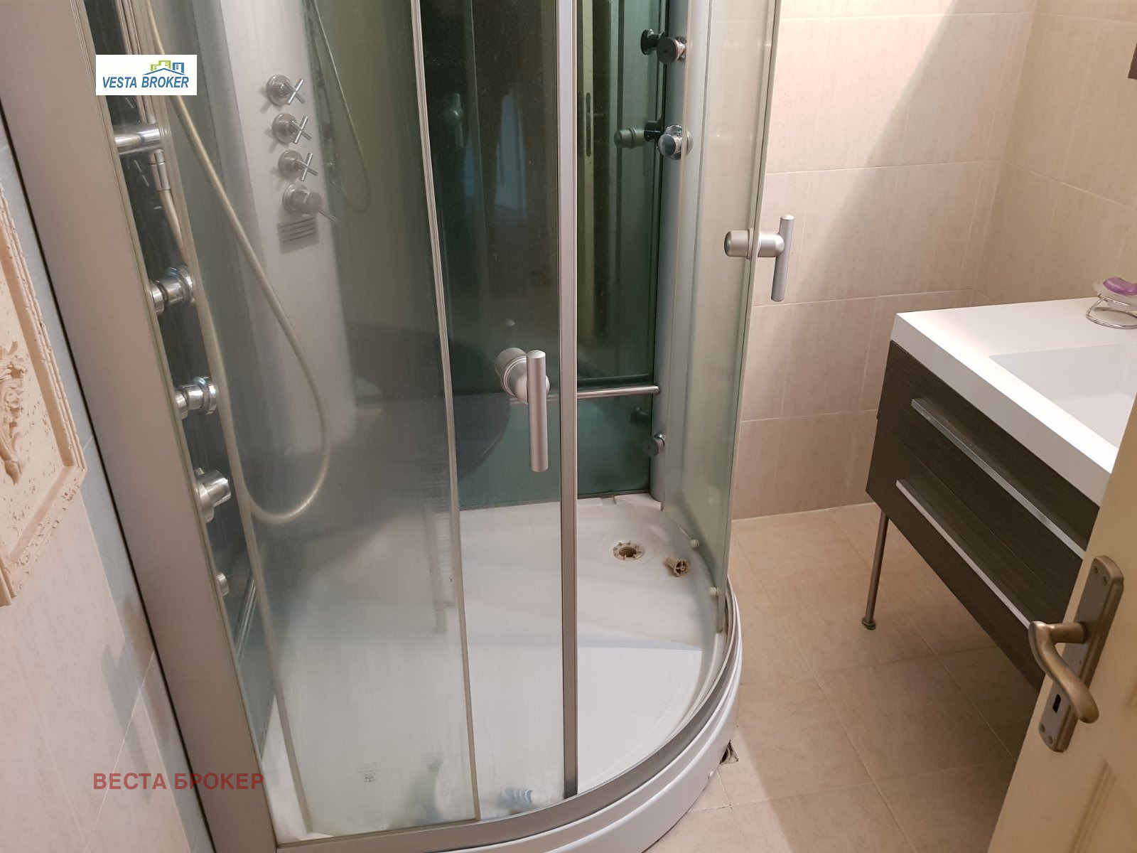 Продава 3-СТАЕН, гр. Кърджали, Център, снимка 10 - Апартаменти - 55013547