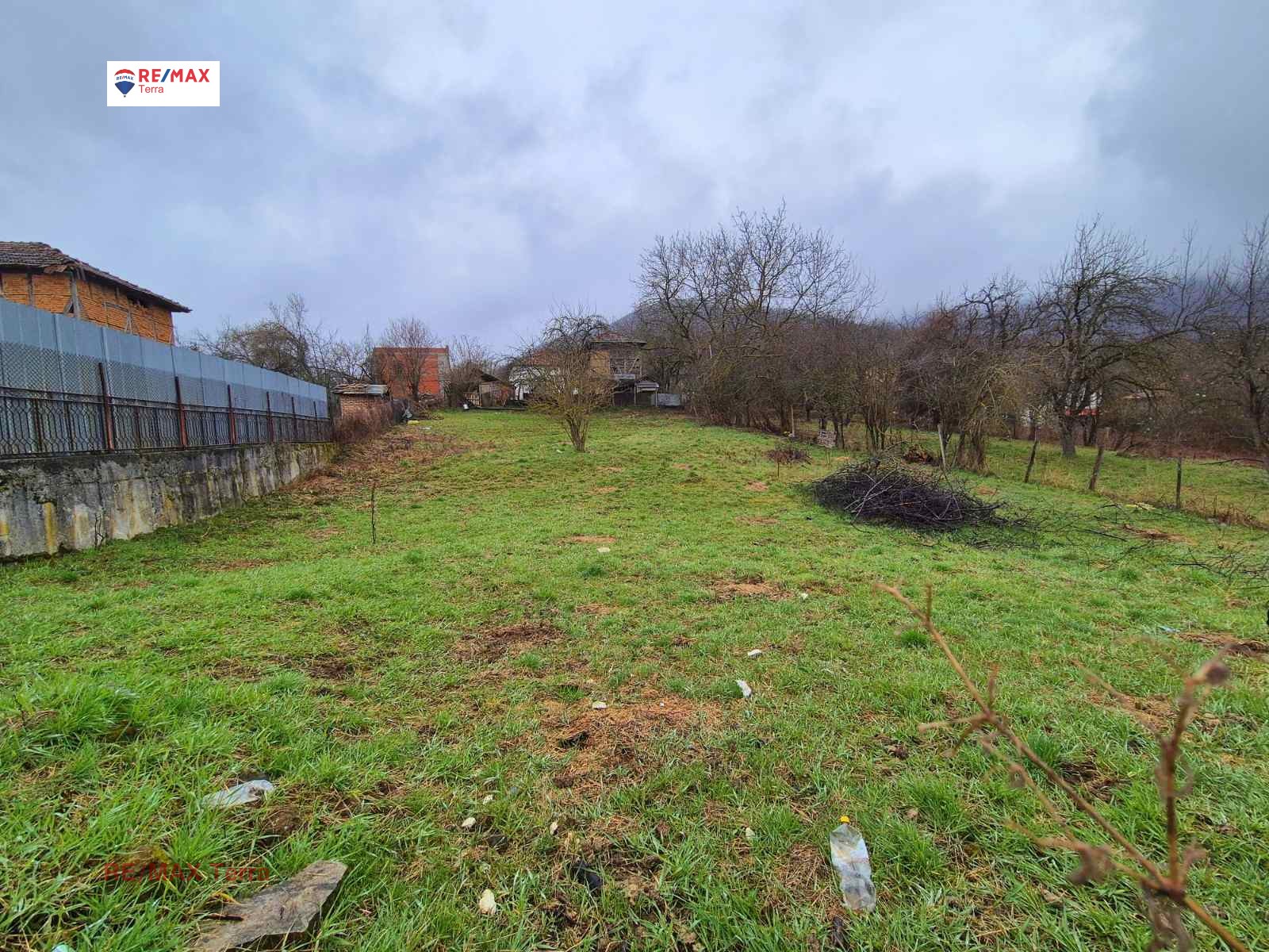 Продава ПАРЦЕЛ, с. Малка Желязна, област Ловеч, снимка 6 - Парцели - 53938523