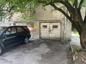 Продава  Гараж, Паркомясто, град София