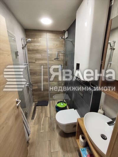Till salu  1 sovrum Varna , k.k. Sv.Sv. Konstantin i Elena , 67 kvm | 31857347 - bild [5]