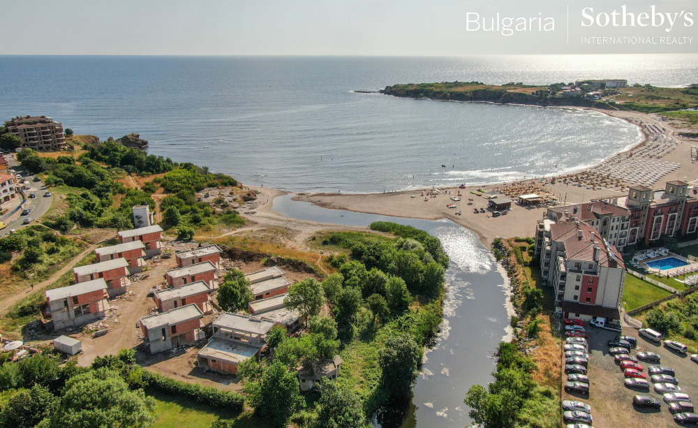 Продава КЪЩА, гр. Царево, област Бургас