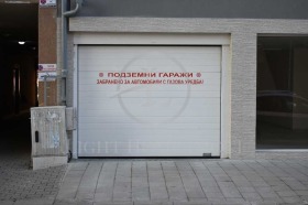ГАРАЖ, ПАРКОМЯСТО, 18 m2