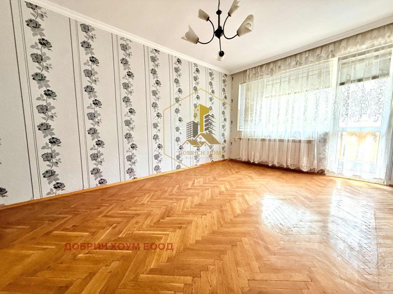 Eladó  2 hálószobás Dobrics , Centar , 111 négyzetméter | 15834441 - kép [2]