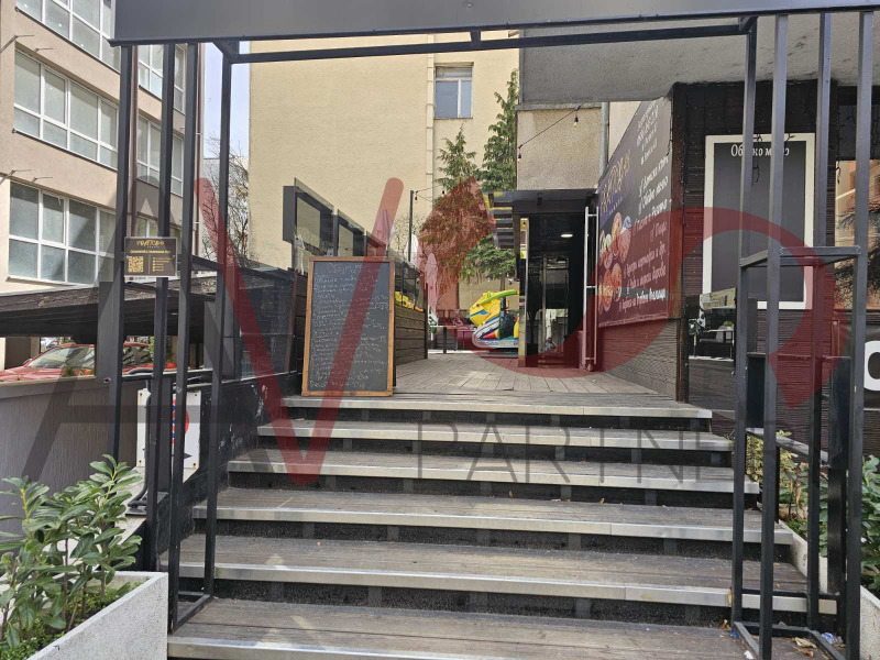 Till salu  Bar Sofia , Borovo , 160 kvm | 63348265 - bild [12]