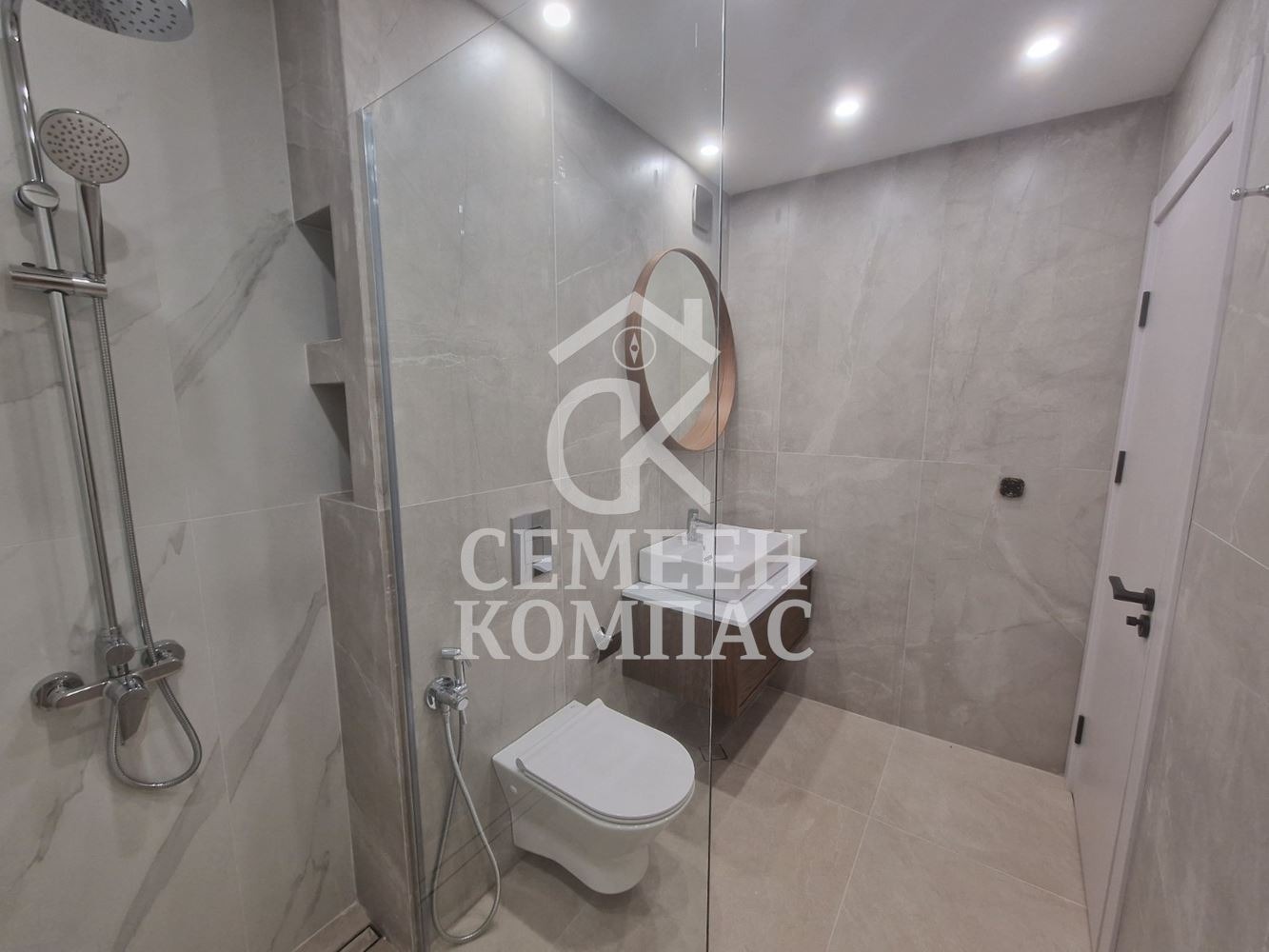 Продава 2-СТАЕН, гр. Пловдив, Кючук Париж, снимка 9 - Апартаменти - 54042500