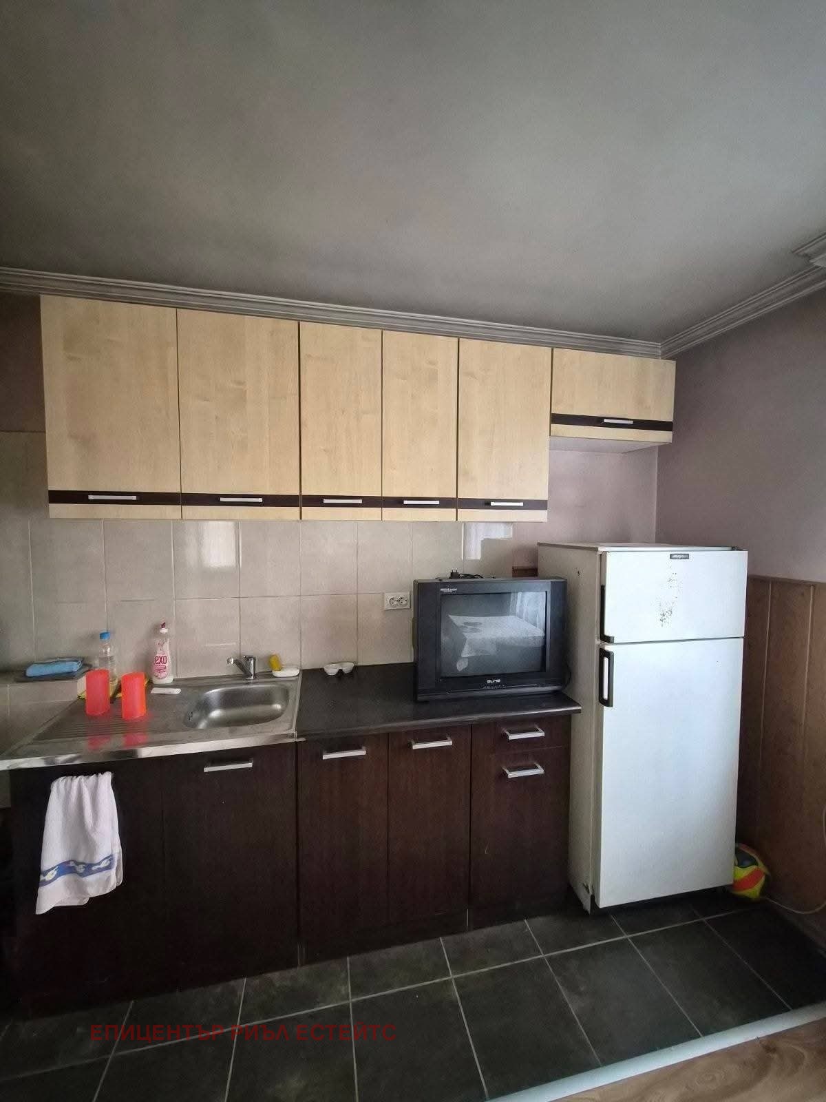Продава КЪЩА, с. Бегуновци, област Перник, снимка 4 - Къщи - 54391767