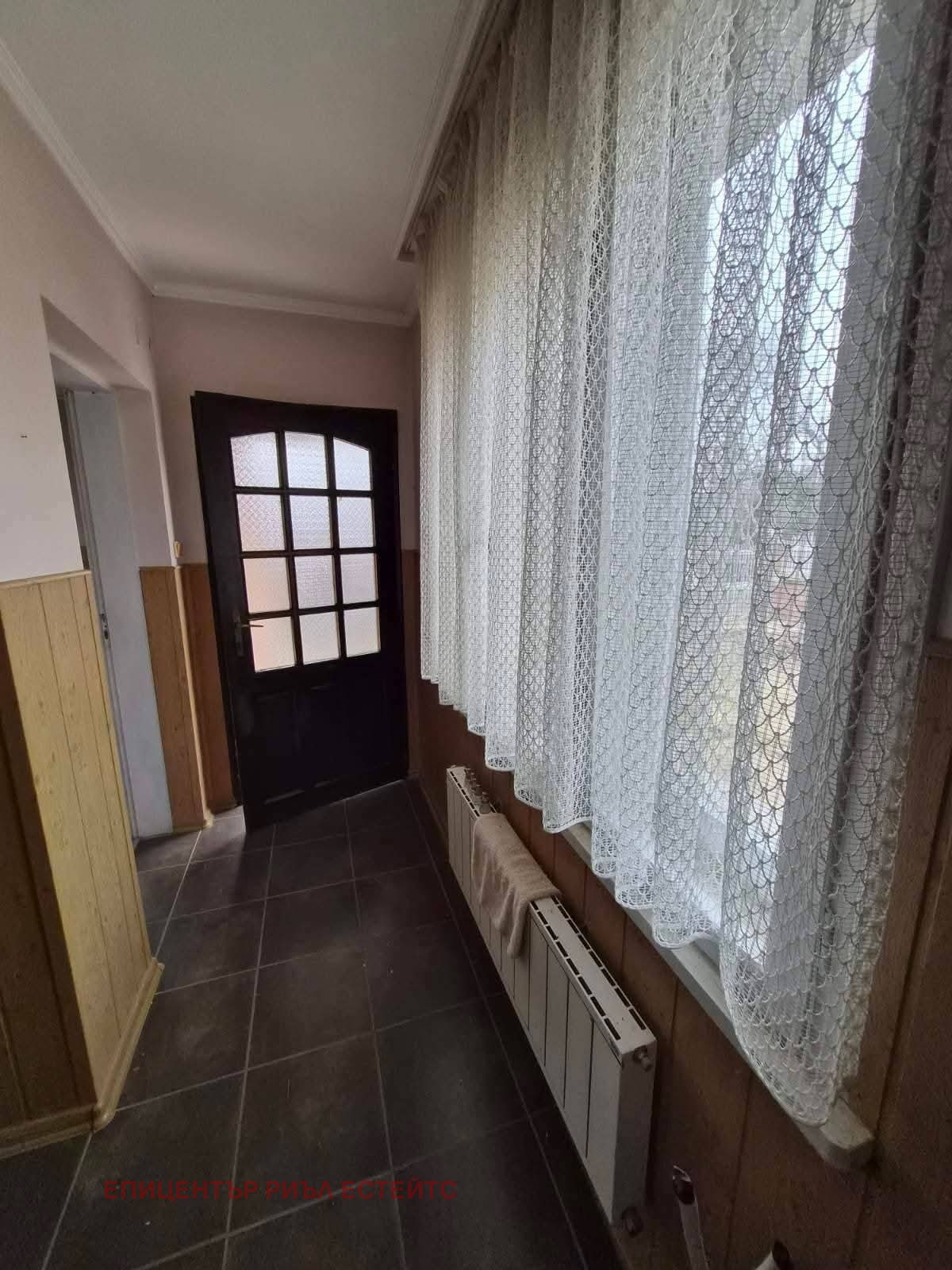 Продава КЪЩА, с. Бегуновци, област Перник, снимка 8 - Къщи - 54391767