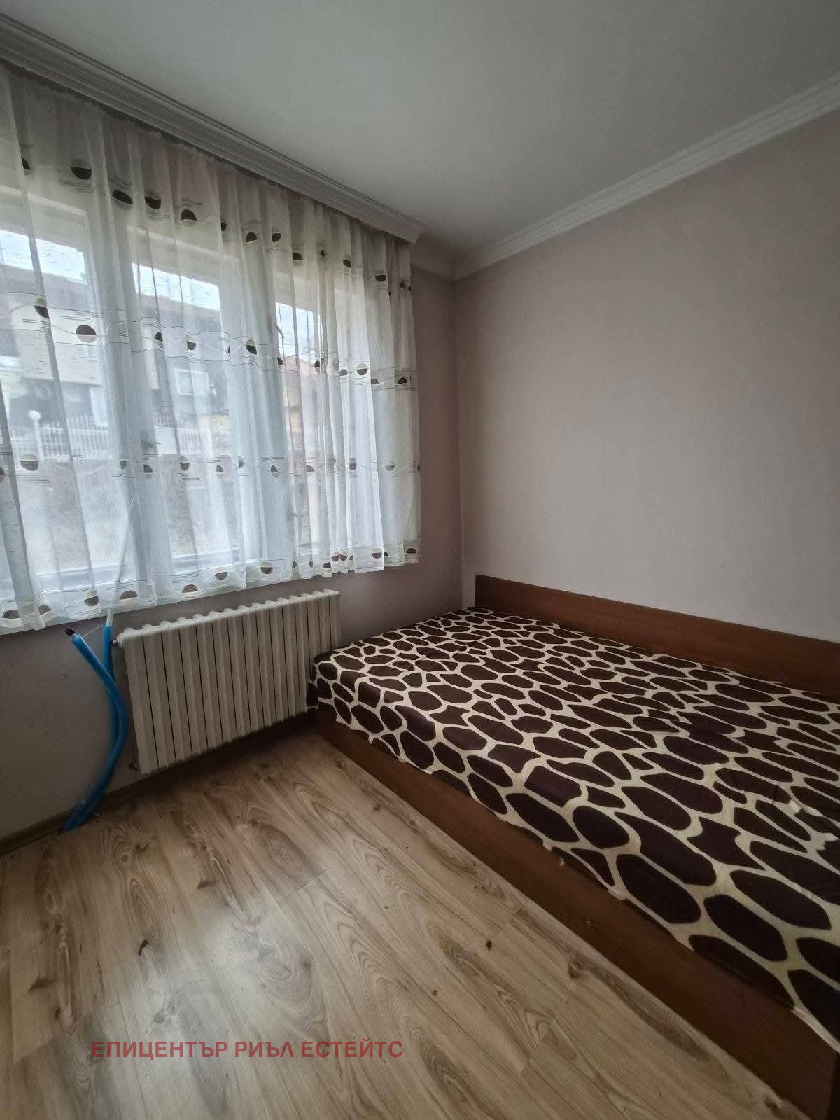 Продава КЪЩА, с. Бегуновци, област Перник, снимка 6 - Къщи - 54391767