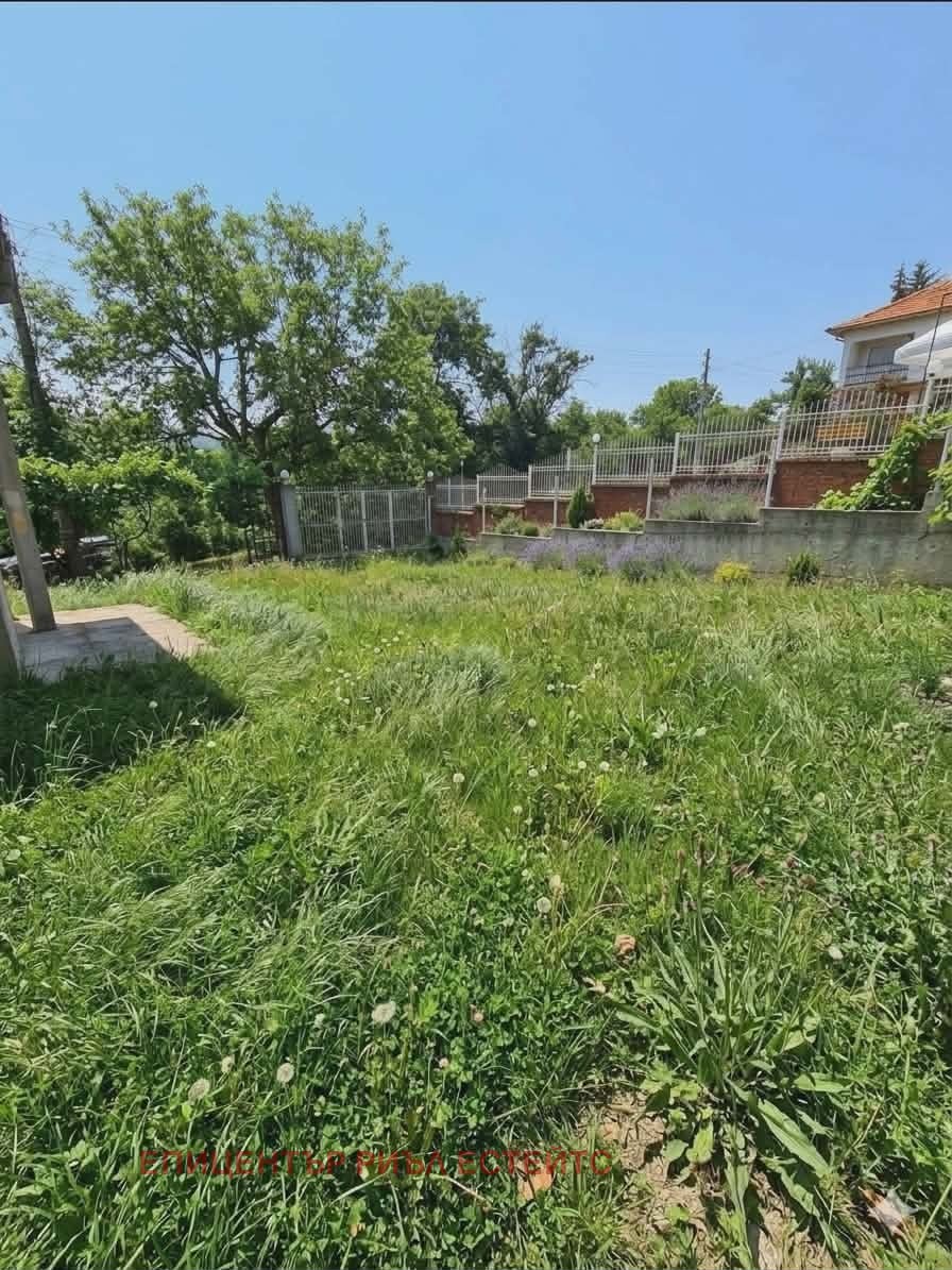 Продава КЪЩА, с. Бегуновци, област Перник, снимка 2 - Къщи - 54391767