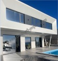 Продава КЪЩА, област Добрич, гр. Балчик • 560000 € • 64408145 — Holmes.bg