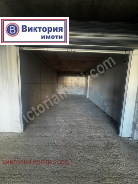 Garage Buzludzja, Veliko Tarnovo 1