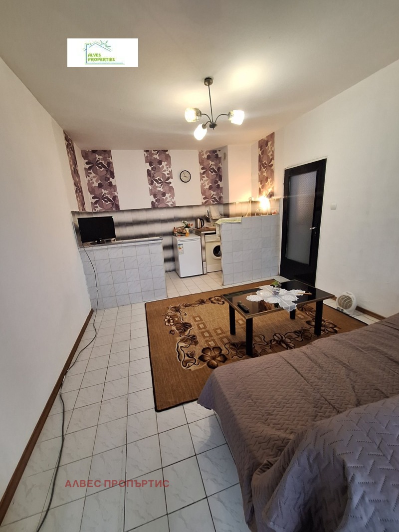 Продава 1-СТАЕН, гр. Варна, Кайсиева градина, снимка 2 - Апартаменти - 53499383