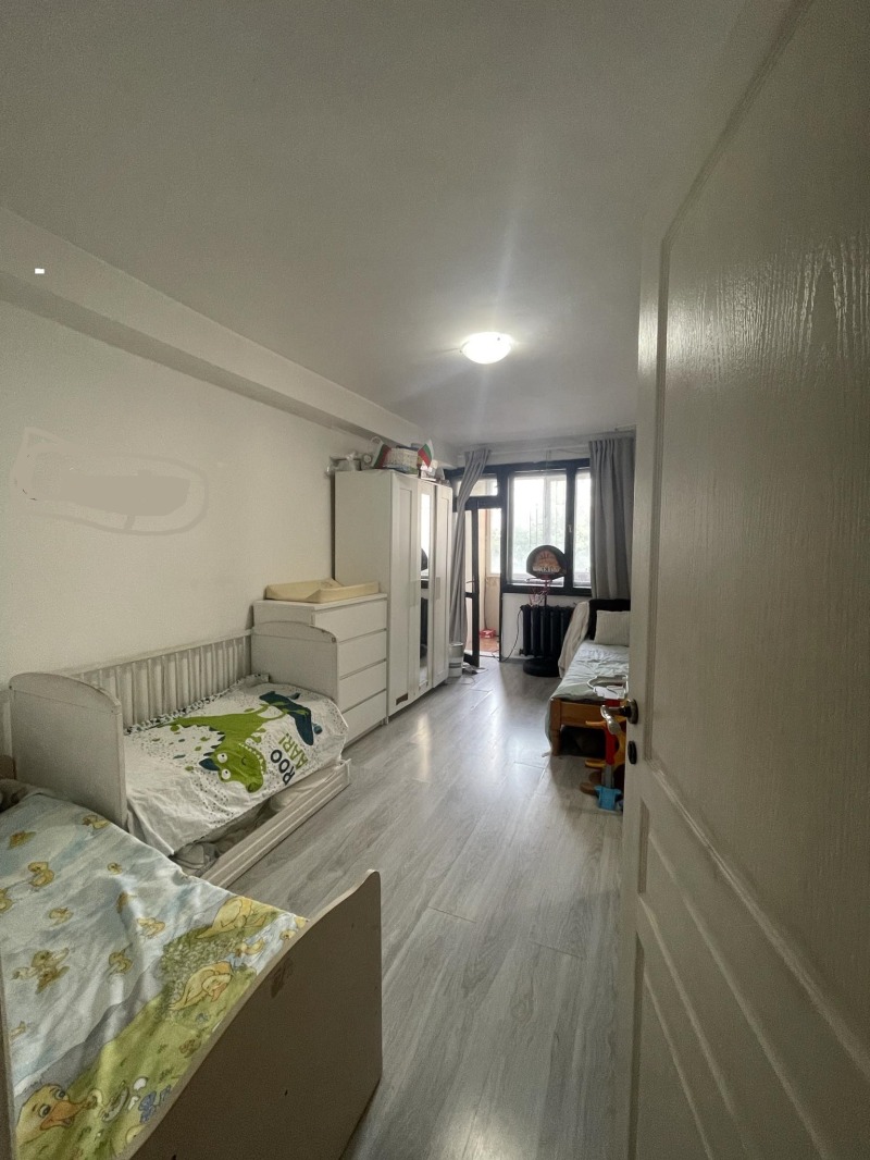 De vânzare  3 dormitoare Sofia , Lagera , 153 mp | 84848720 - imagine [13]