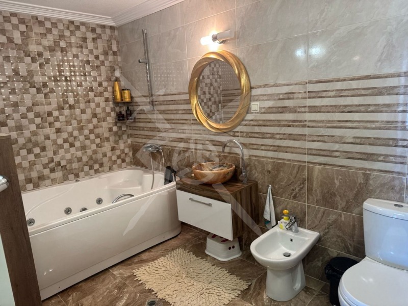 En venta  3+ dormitorios región Burgas , k.k. Slanchev bryag , 240 metros cuadrados | 42175915 - imagen [9]