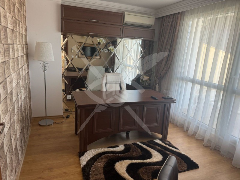 En venta  3+ dormitorios región Burgas , k.k. Slanchev bryag , 240 metros cuadrados | 42175915 - imagen [6]