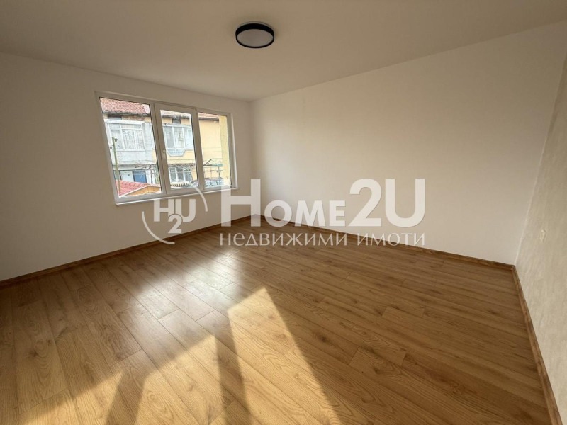 Продава ЕТАЖ ОТ КЪЩА, гр. Варна, Виница, снимка 6 - Етаж от къща - 53497146